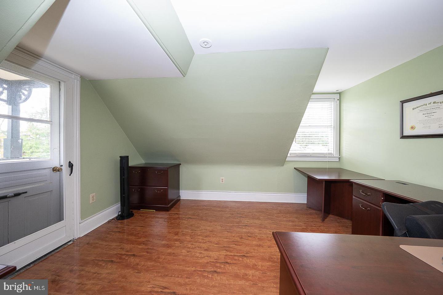 61 Cassatt Ave Property Photo 40