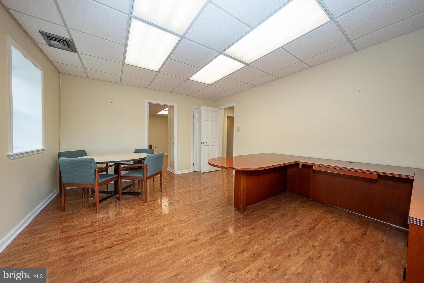 61 Cassatt Ave Property Photo 53