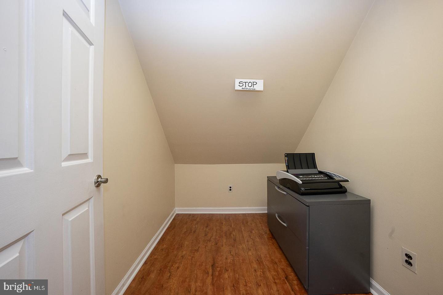 61 Cassatt Ave Property Photo 58
