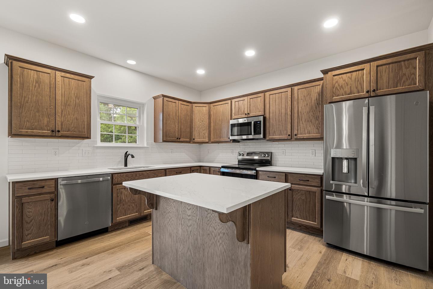 Wickmere St #b (cortland) Property Photo 15