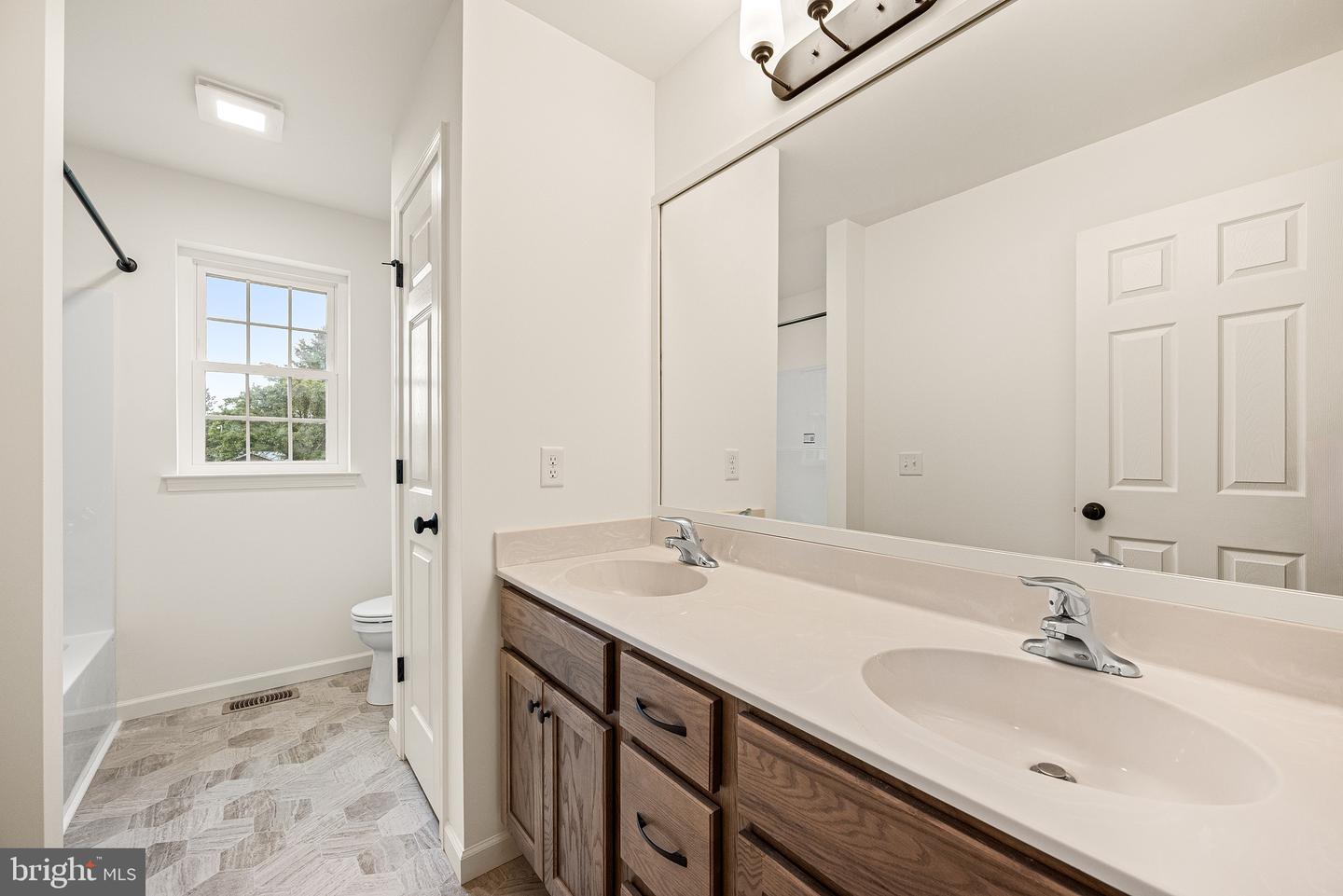 Wickmere St #b (cortland) Property Photo 21
