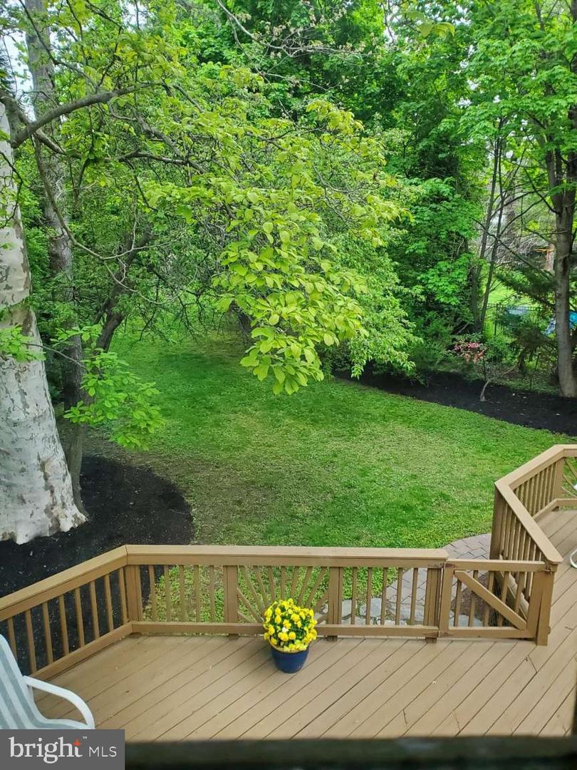 273 Strafford Ave Property Photo 35