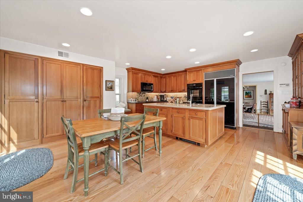 818 Burrows Run Rd Property Photo 15