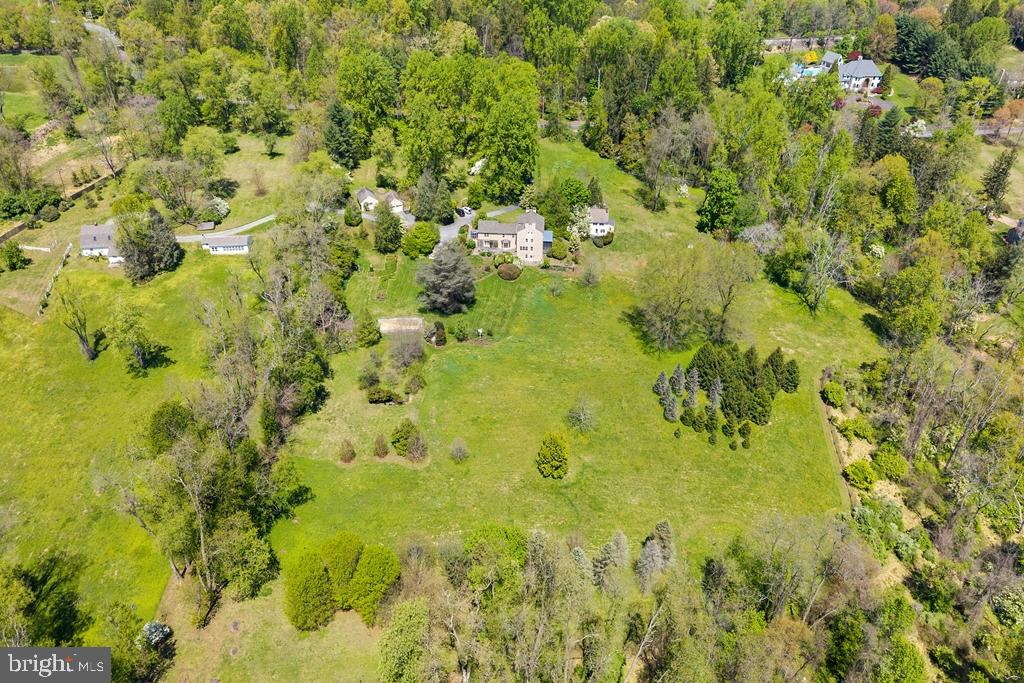 818 Burrows Run Rd Property Photo 95