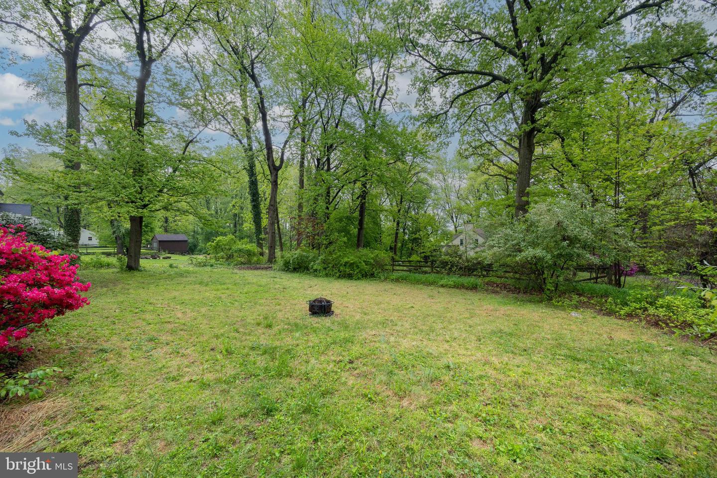 2702 E Kings Hwy Property Photo 11