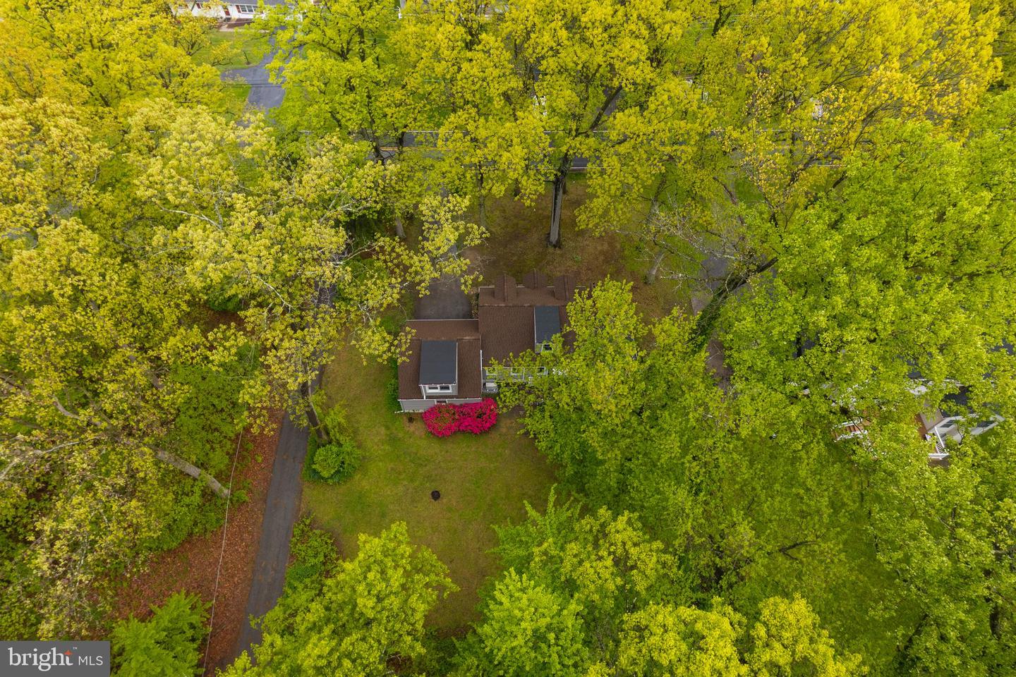 2702 E Kings Hwy Property Photo 12