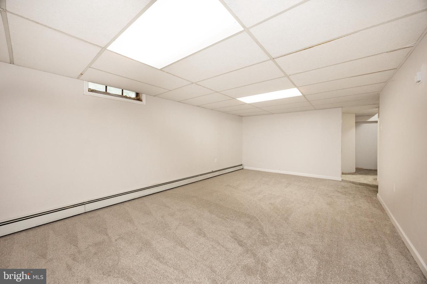 2702 E Kings Hwy Property Photo 43