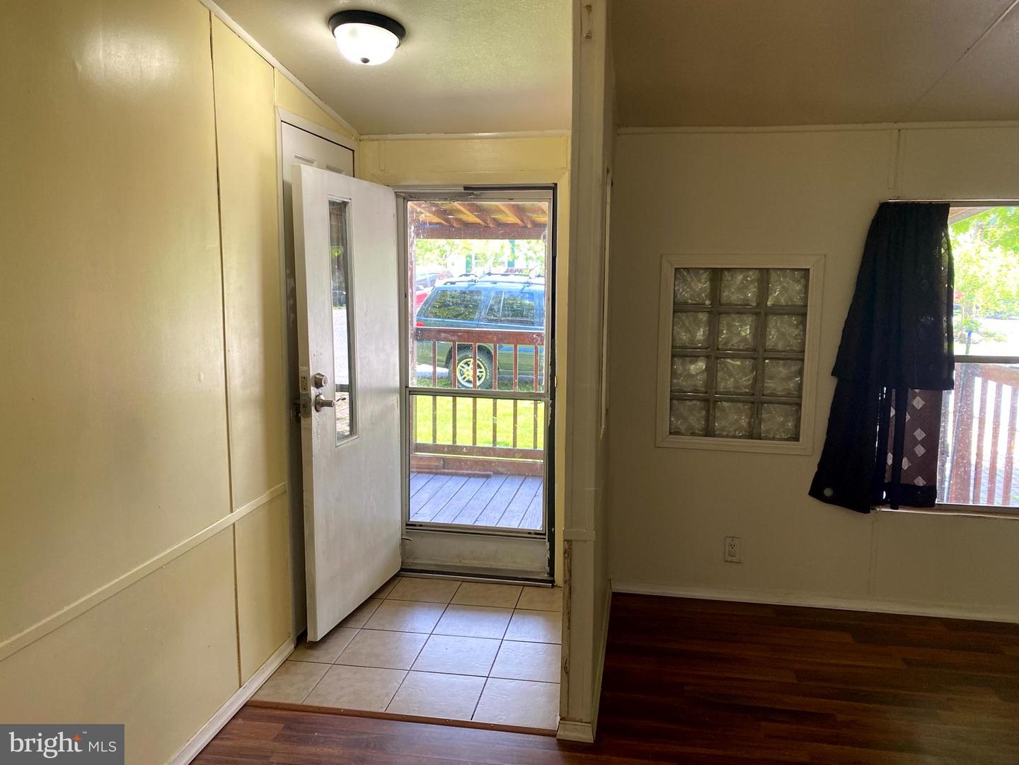 6 Londonderry Ct Property Photo 2