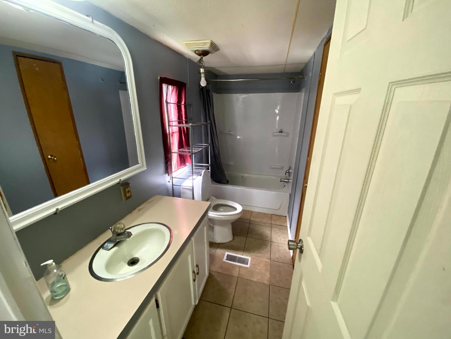6 Londonderry Ct Property Photo 9