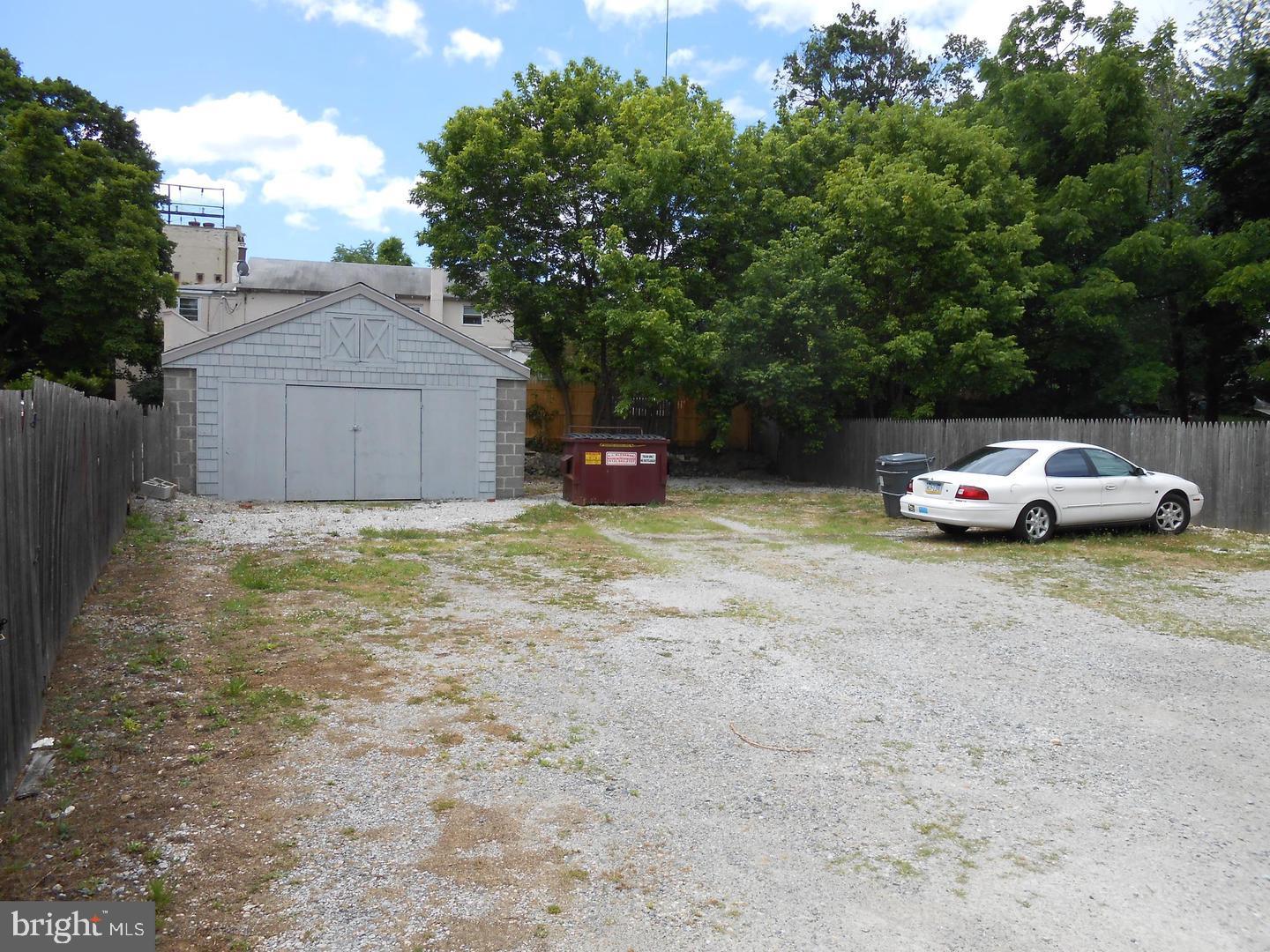 90 W Central Ave Property Photo 8