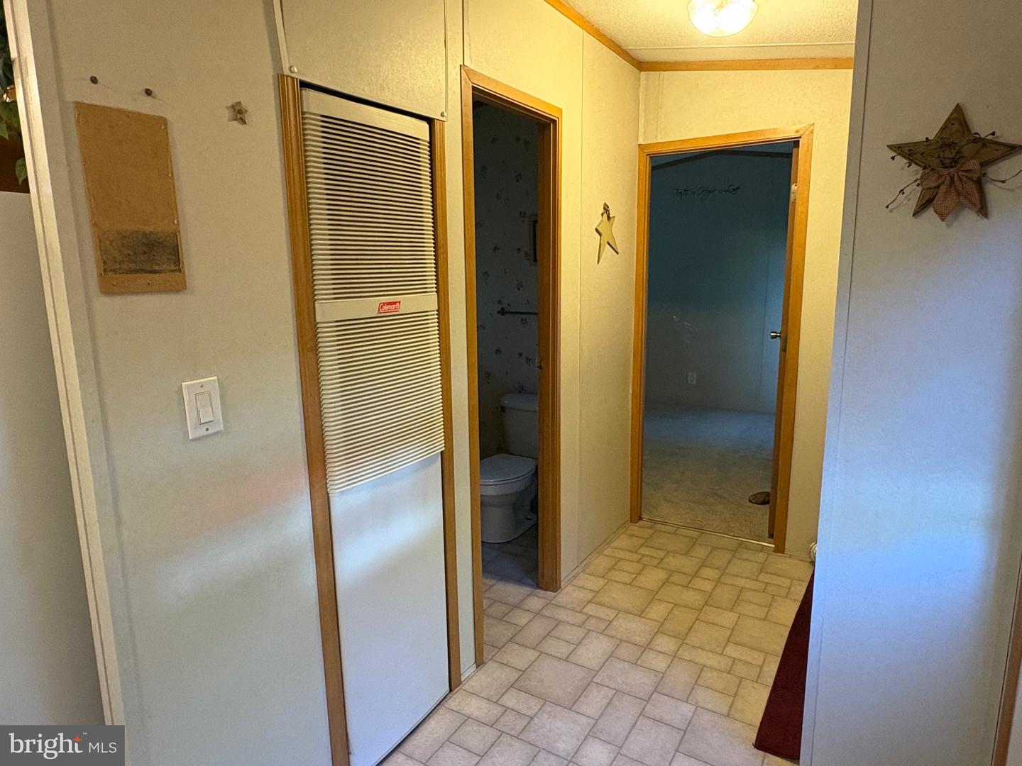 13 Wood Dr Property Photo 12