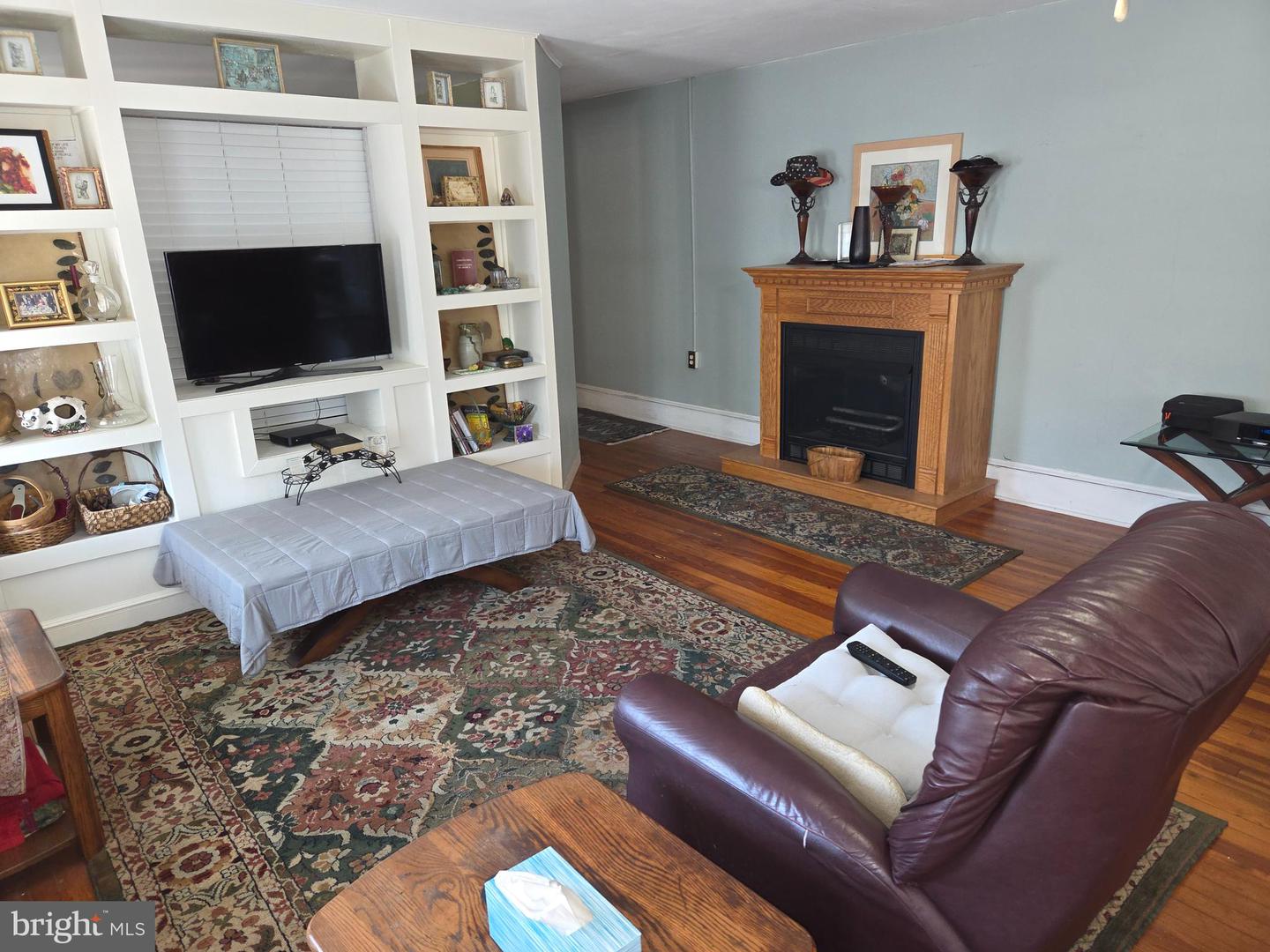 324 Bridge St Property Photo 10