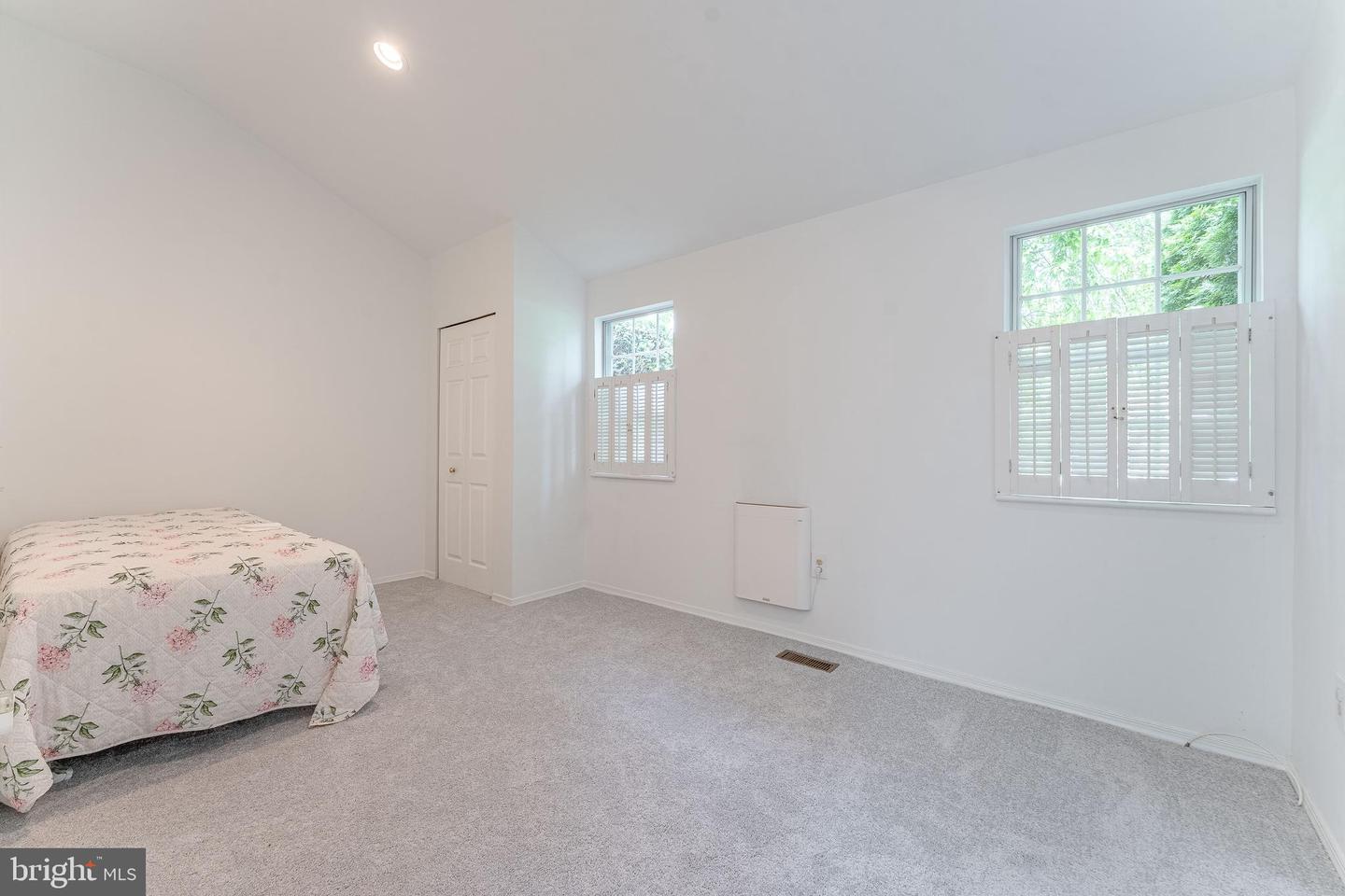 1239 Upton Cir Property Photo 34