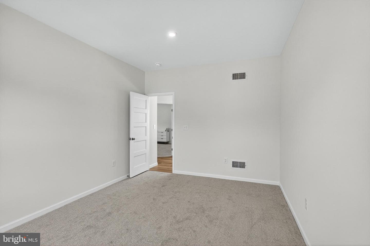 925 Marina Ct Property Photo 42