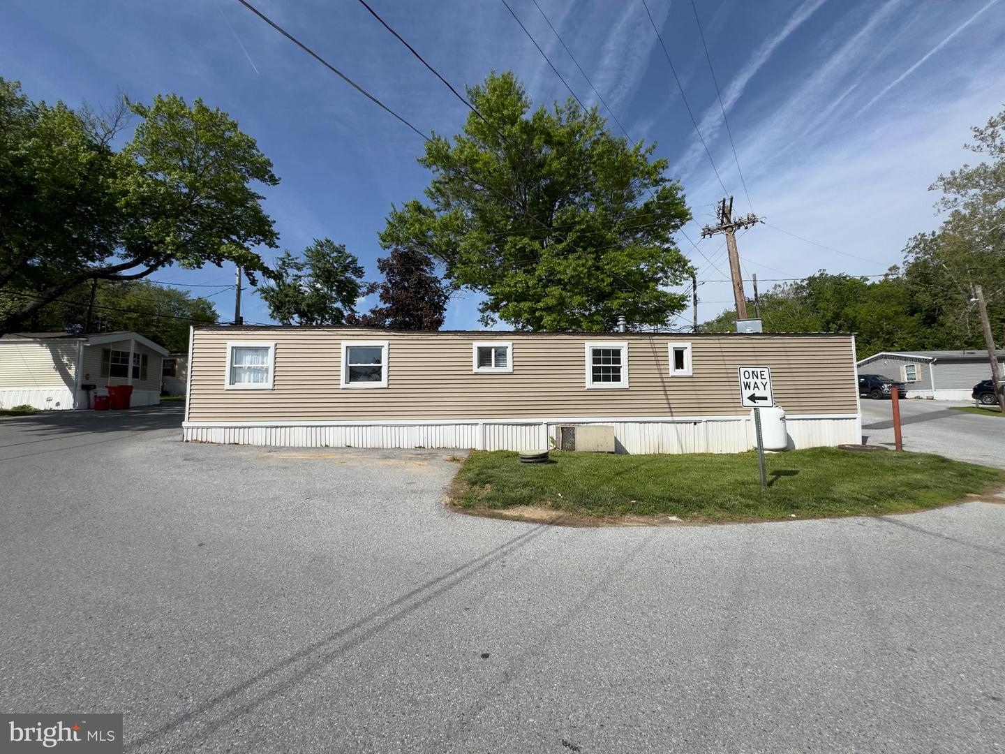 41 Dillan Dr Property Photo 1