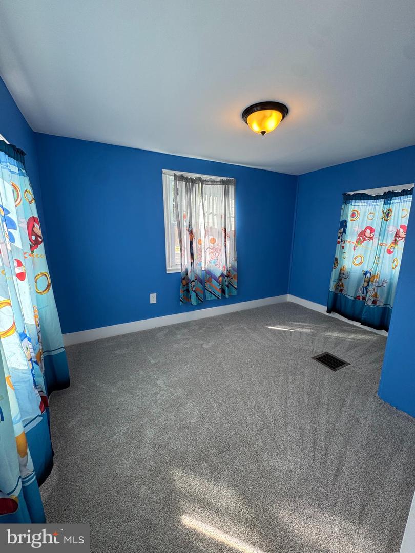41 Dillan Dr Property Photo 18