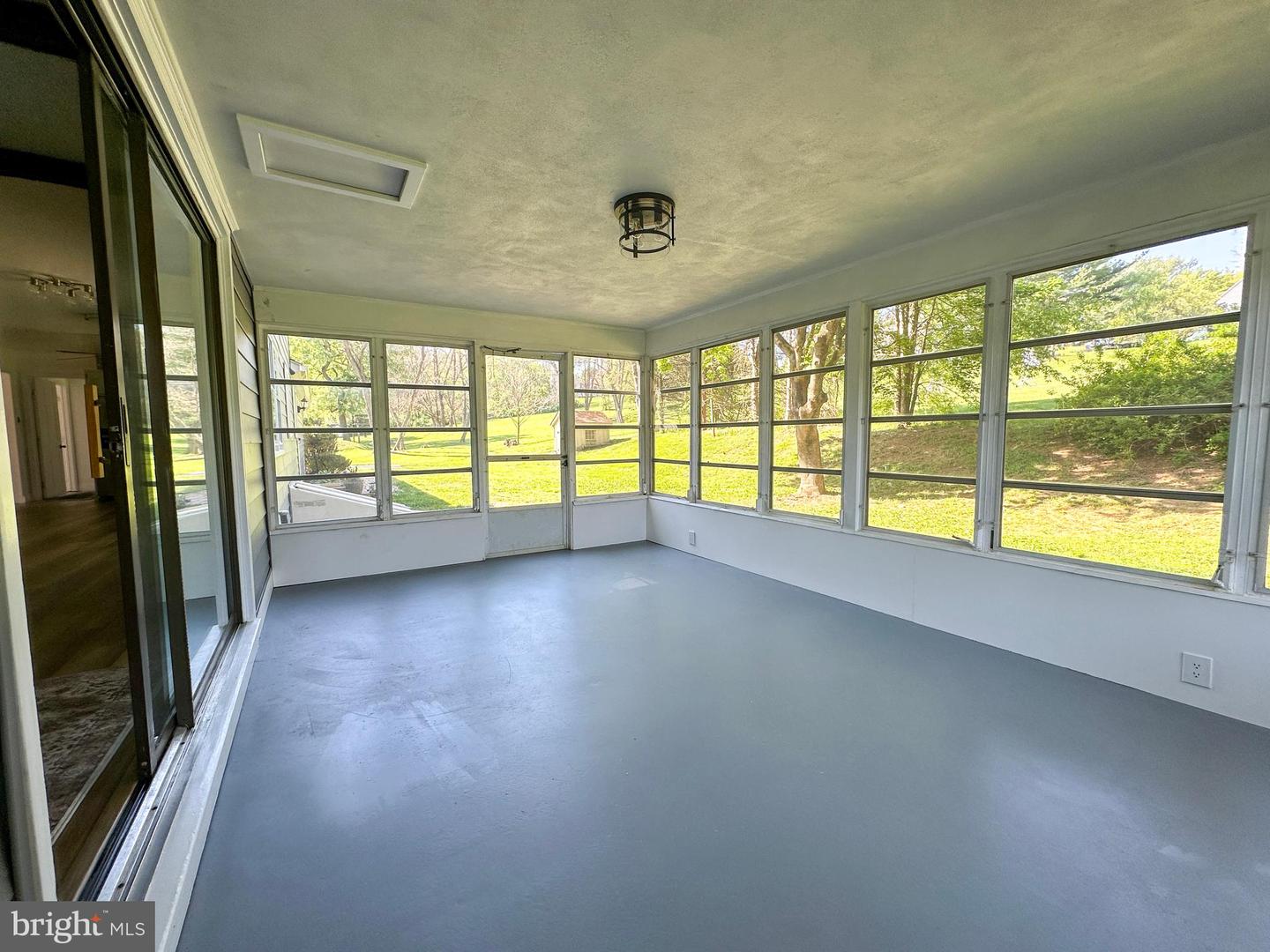 370 Highland Rd Property Photo 15