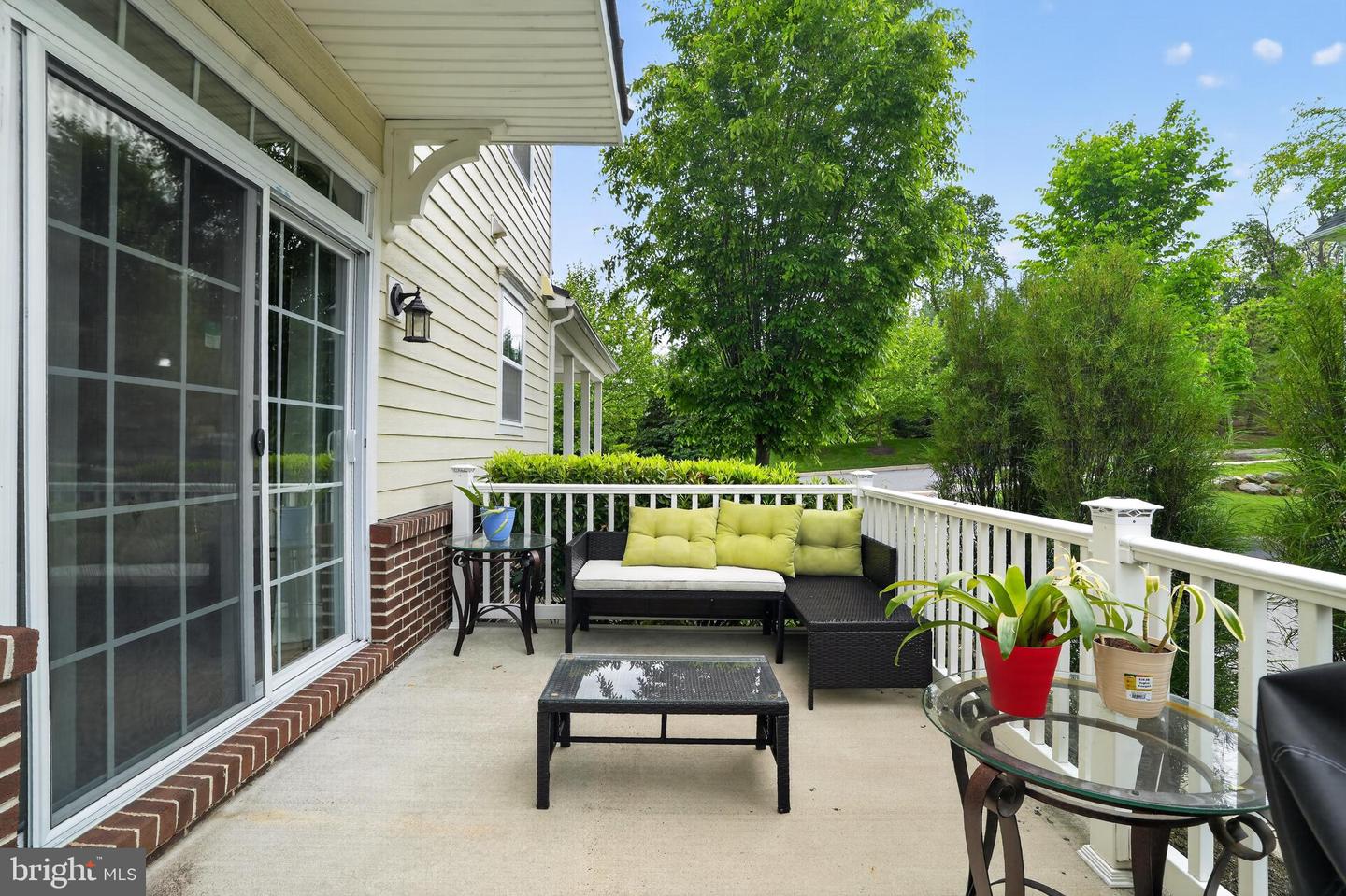 180 Shilling Ave Property Photo 8