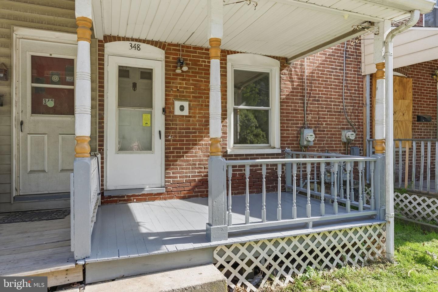348 VALLEY RD