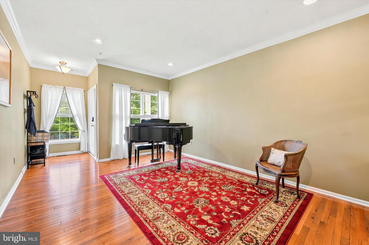 4 Lincoln Dr Property Photo 2
