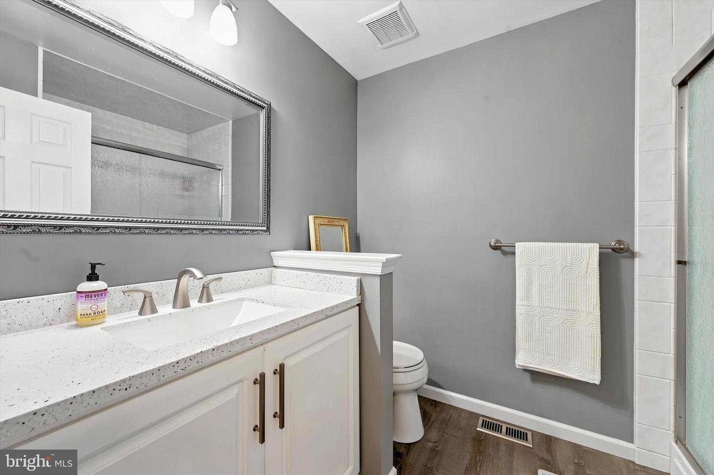 4 Lincoln Dr Property Photo 15