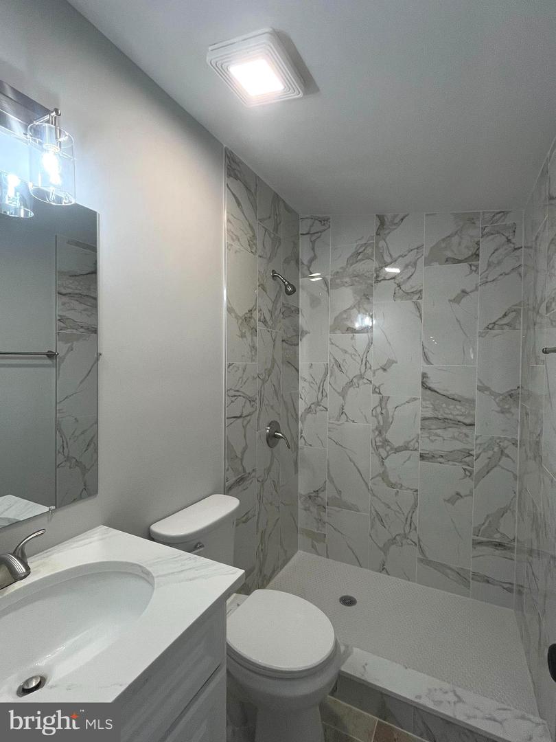 7 Denbigh Ln Property Photo 9