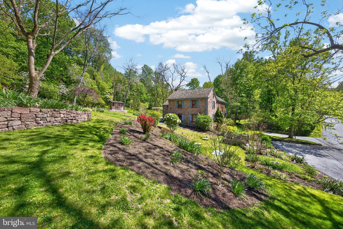 1790 Fernbrook Ln Property Photo 31