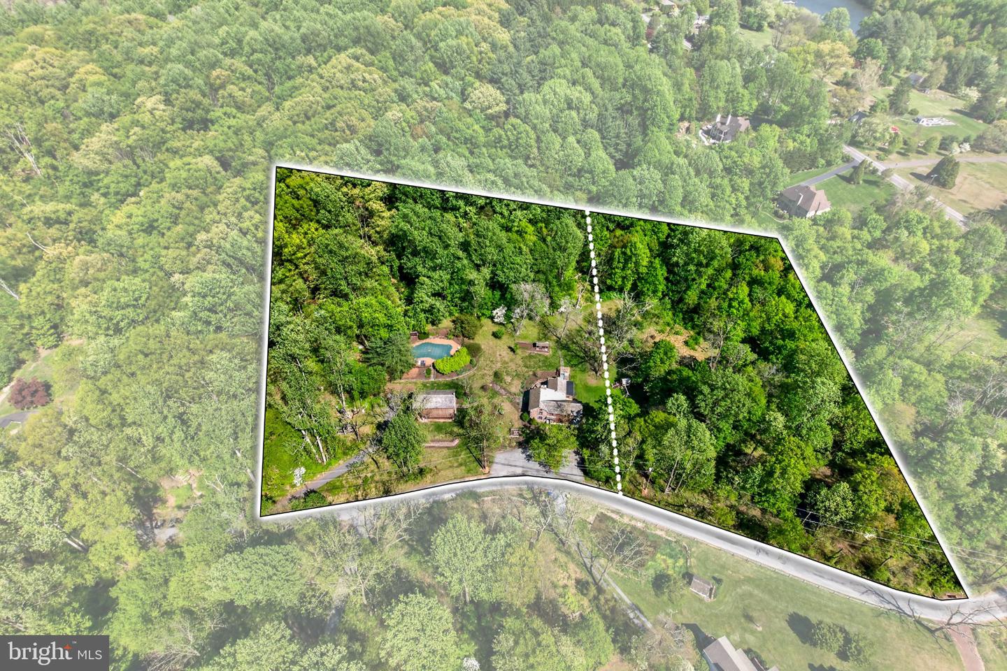 1790 Fernbrook Ln Property Photo 66