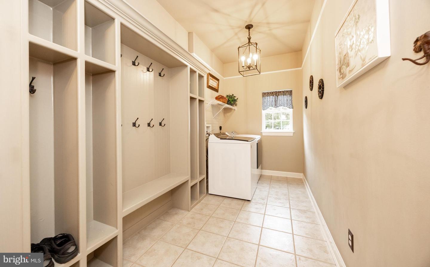 1538 Tattersall Way Property Photo 19