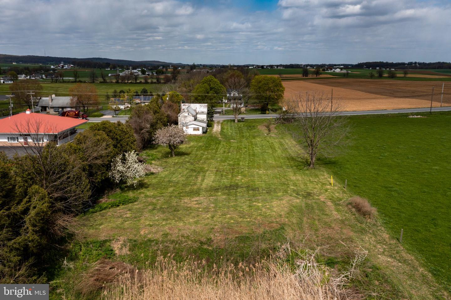3766 Horseshoe Pike Property Photo 11