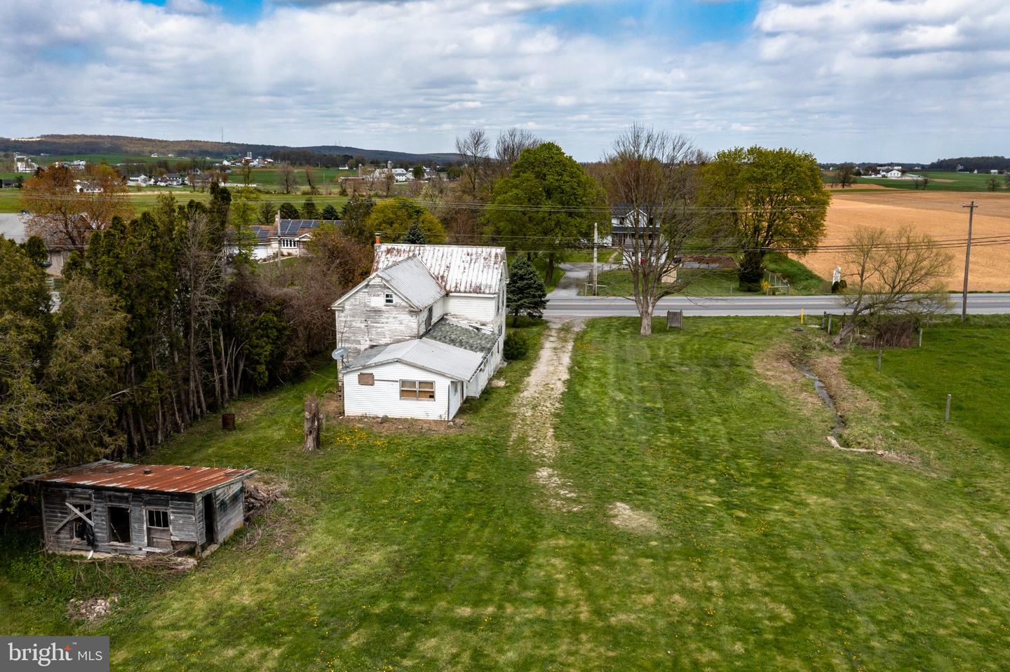 3766 Horseshoe Pike Property Photo 12
