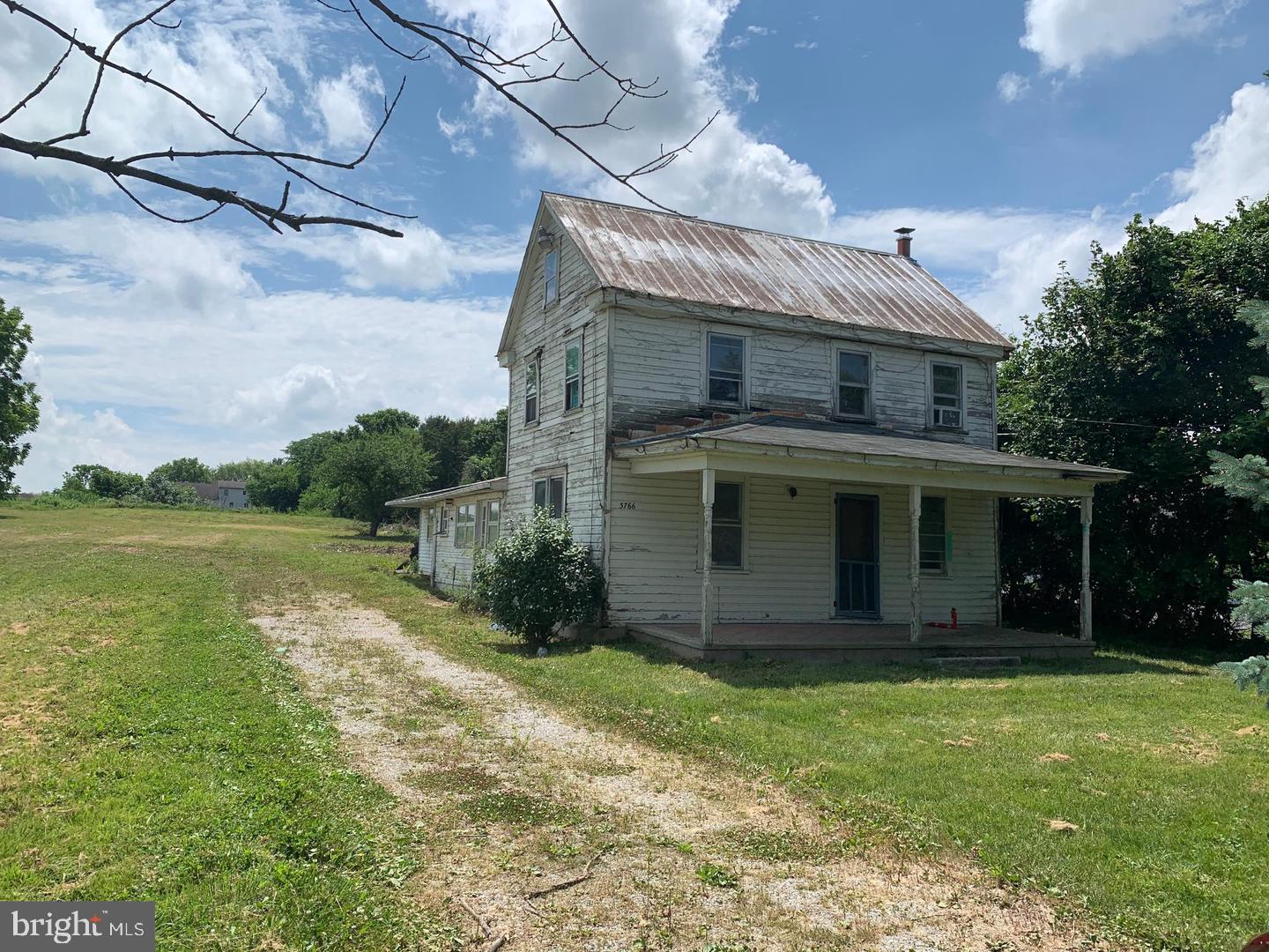 3766 Horseshoe Pike Property Photo 15