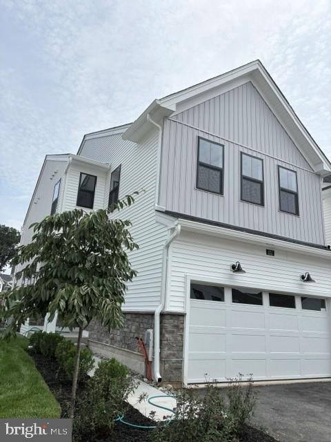 102 Camryn Ct Property Photo 2