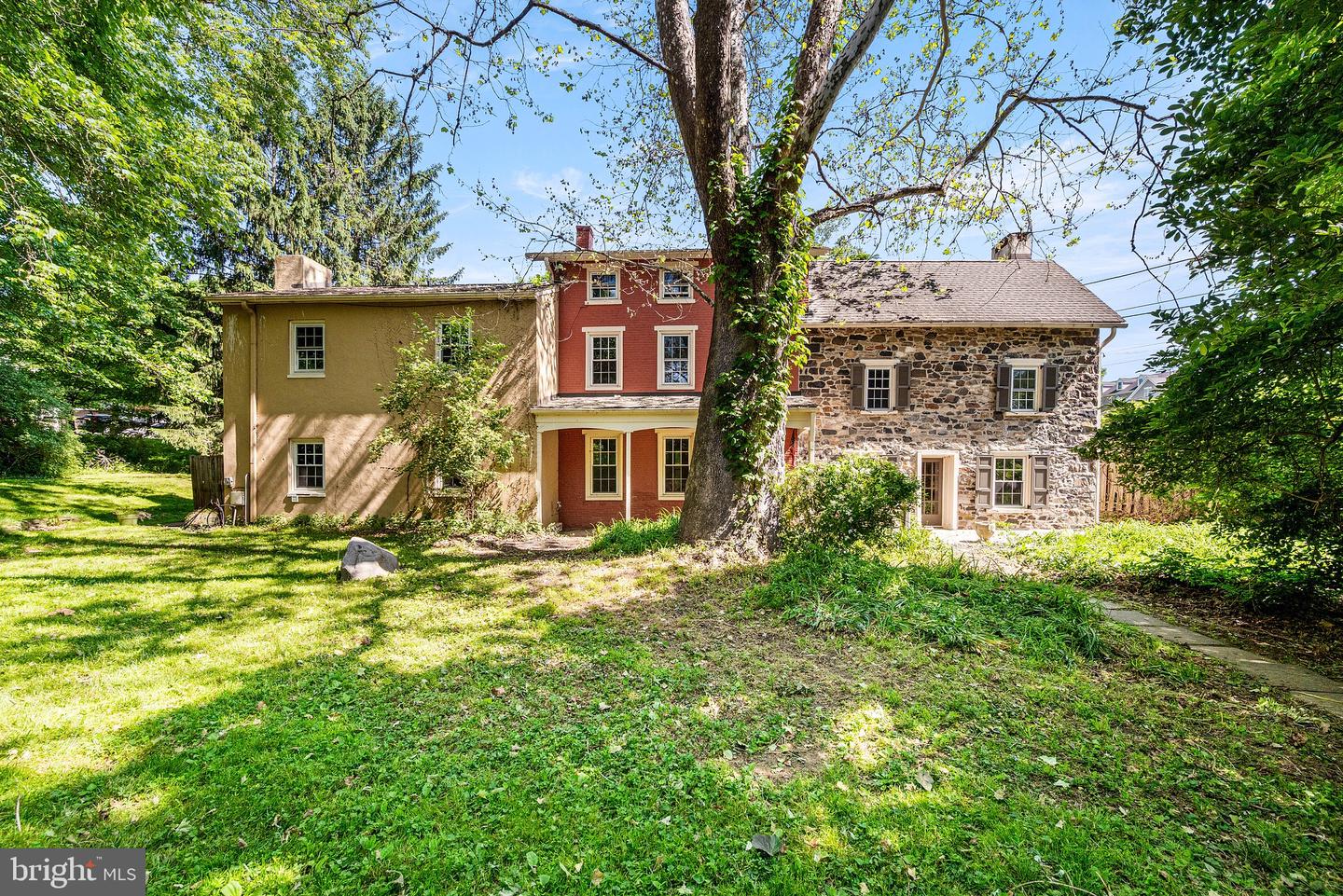 1383 Hickory Hill Rd Property Photo 1