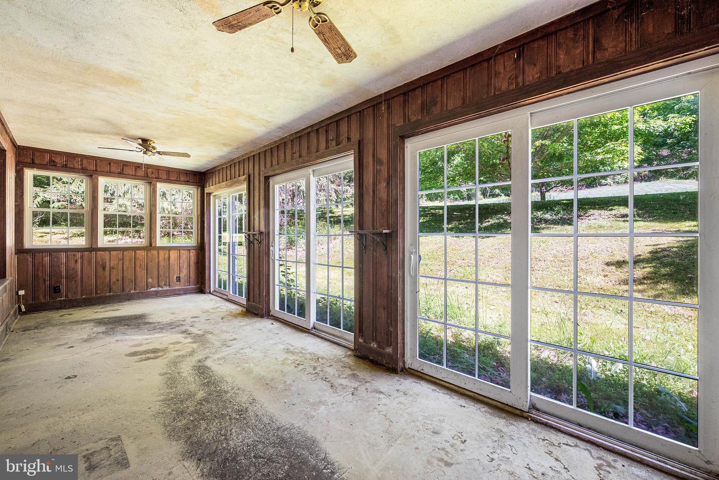 1383 Hickory Hill Rd Property Photo 11