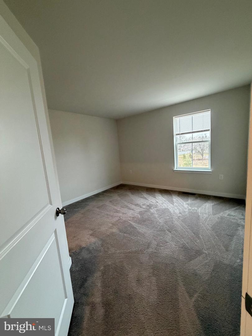 7 Painters Way Property Photo 14