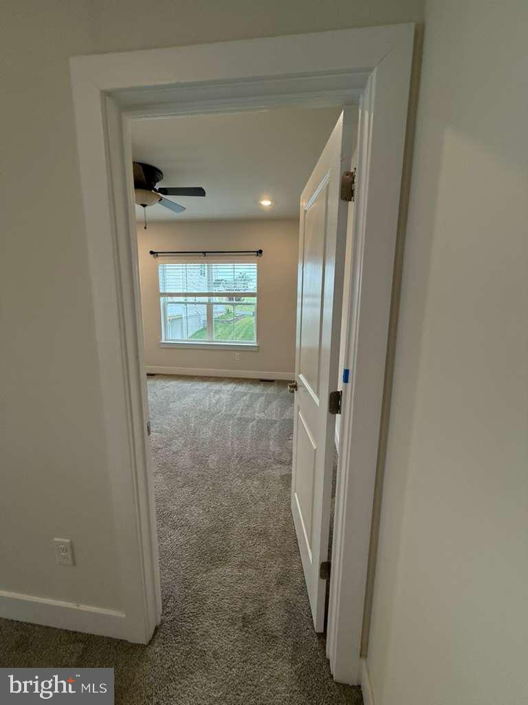 704 Peony Ln Property Photo 2
