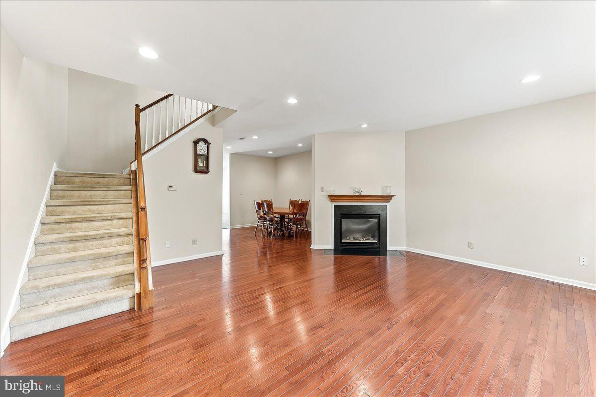 344 Galway Dr Property Photo 1