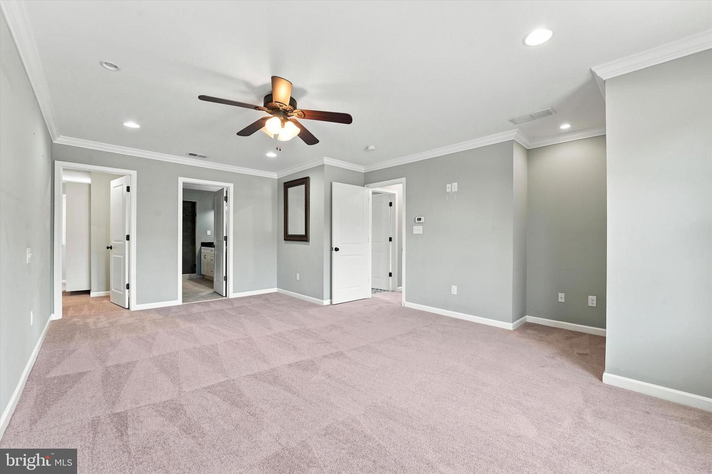 1216 Township Line Rd Property Photo 10