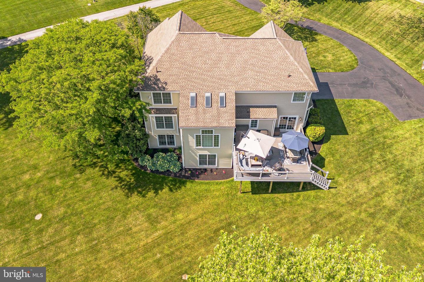 168 Walnut Run Rd Property Photo 5