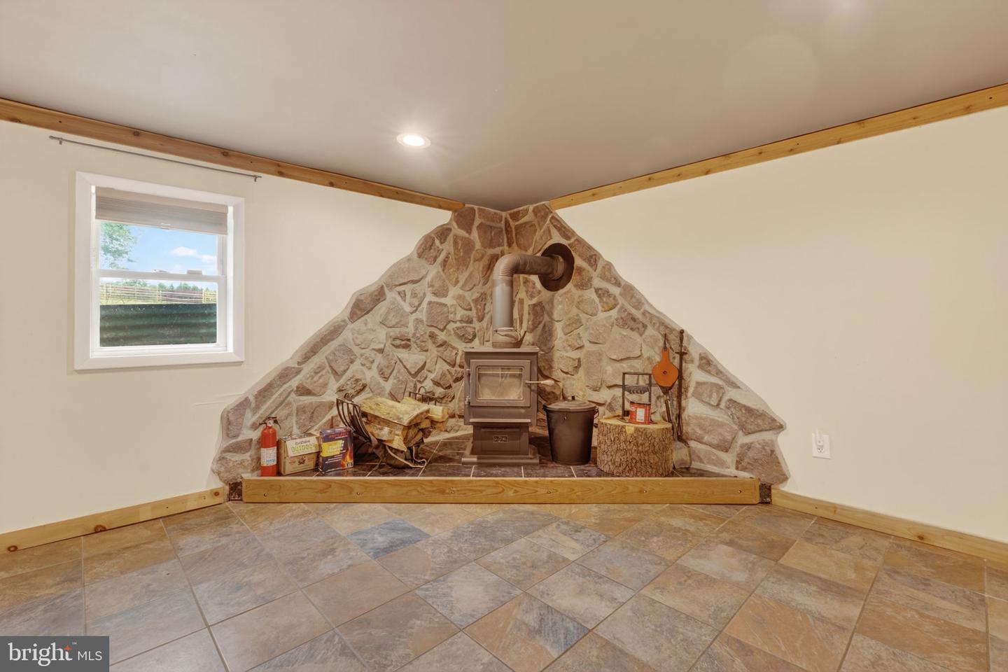 388 Hipkins Rd Property Photo 18