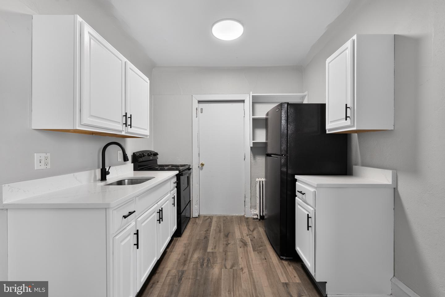 332 W Washington St #unit 2 Property Photo 1