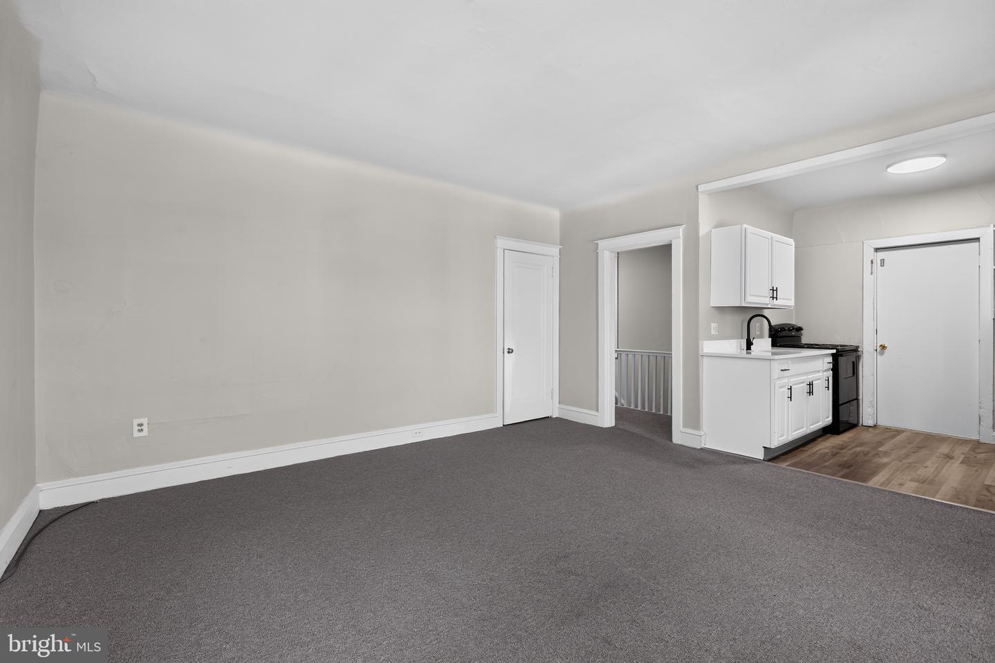 332 W Washington St #unit 2 Property Photo 11