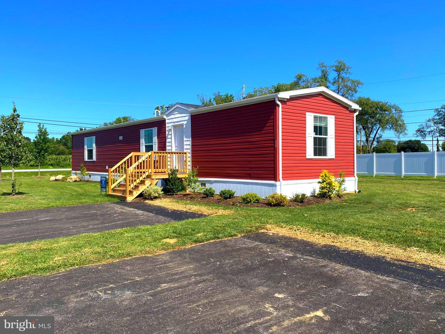 GUNNER LANE LOT 70