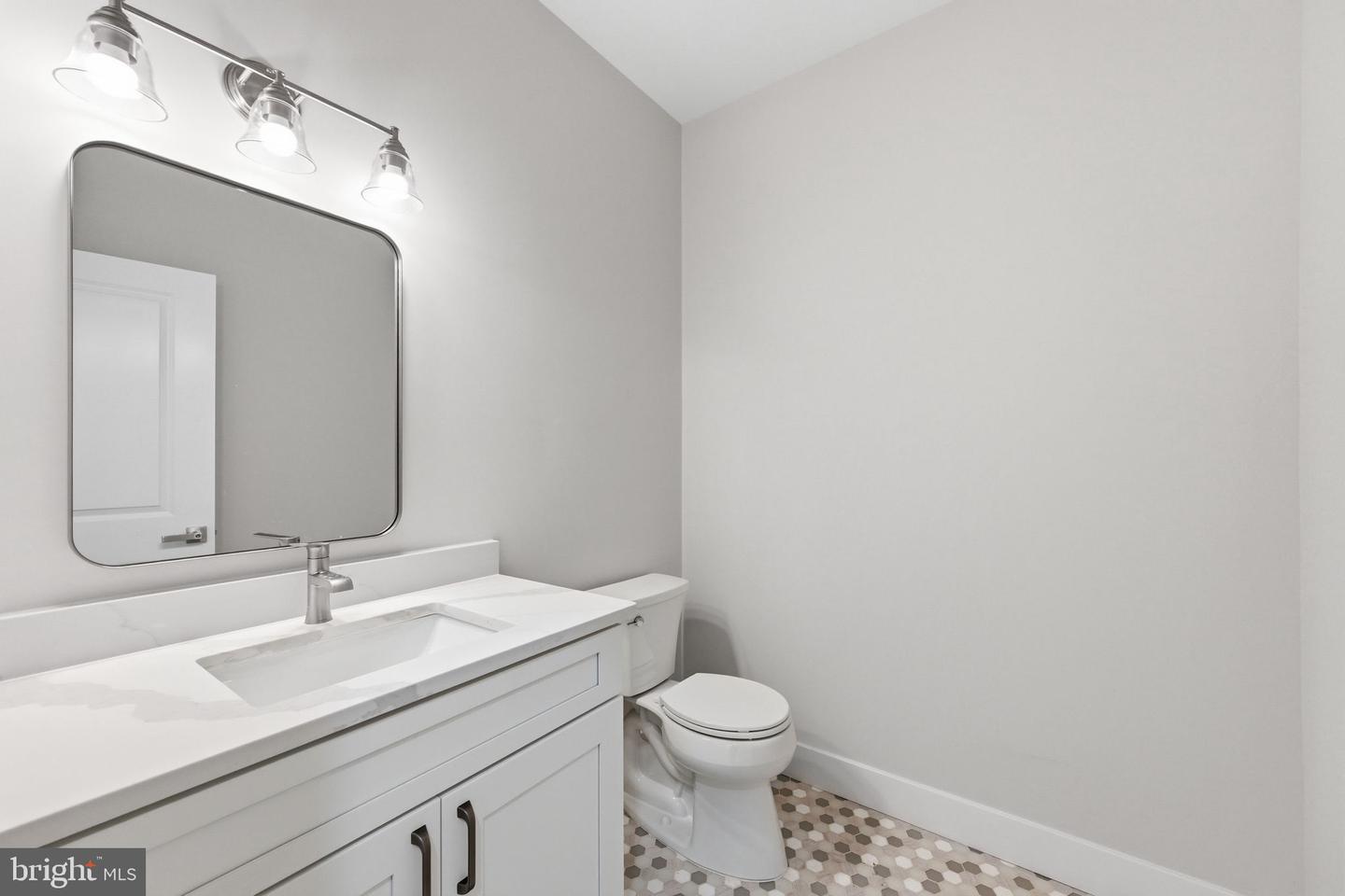 77 Spring Rd Property Photo 37