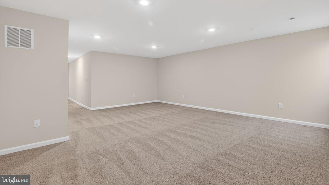 256 Derby Dr Property Photo 1