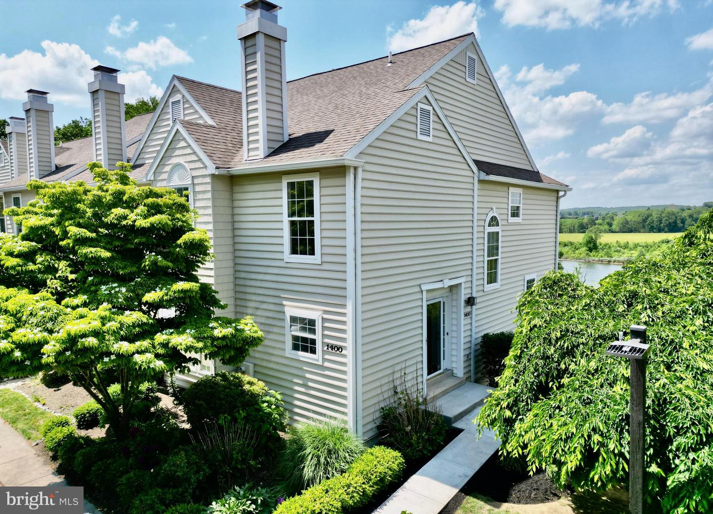 1400 Harbour Ridge Ln Property Photo 1