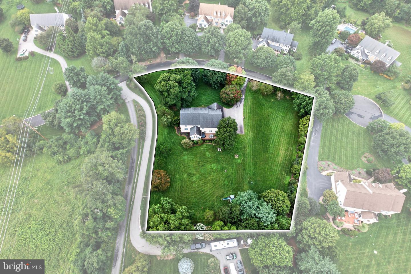22 SPRINGLEA LN