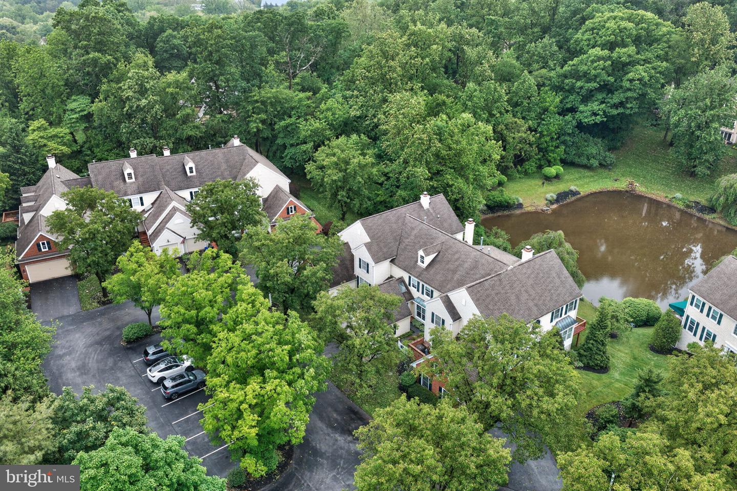 144 Carters Grv #o-44 Property Photo 6