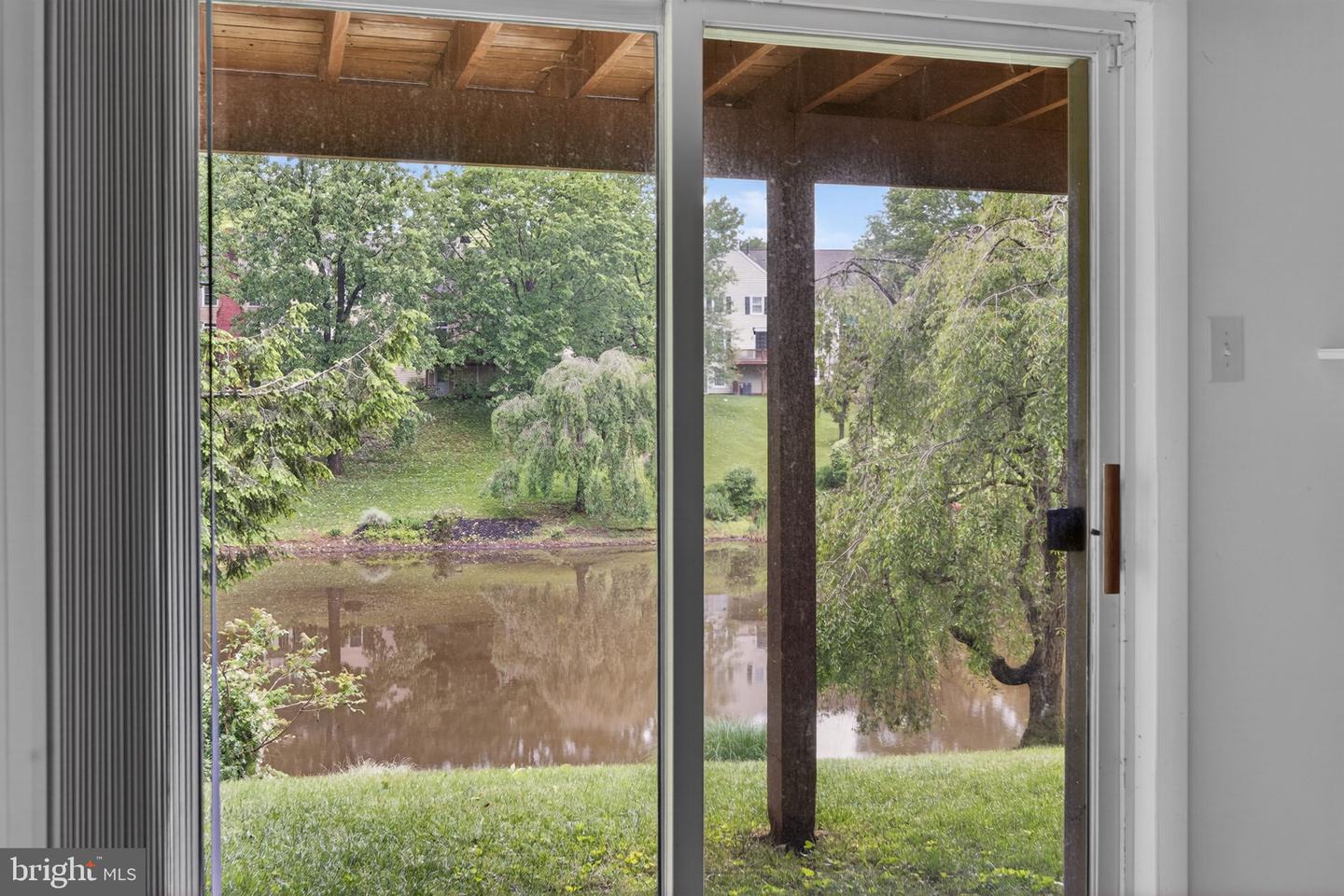 144 Carters Grv #o-44 Property Photo 24